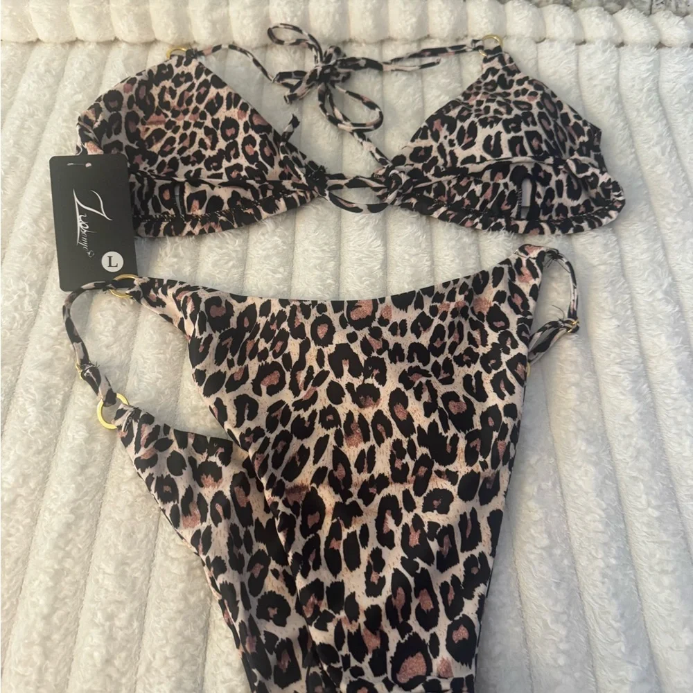 Leopard Print Bikini Set - Picture 2 of 4